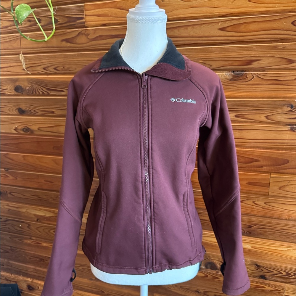 Columbia Women's Dark Red Ski Jacket